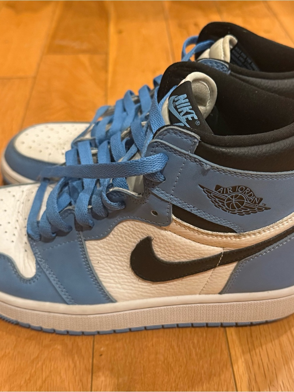 Nike Air Jordan 1 Mid Kids' Shoes - White, Light Blue & Black